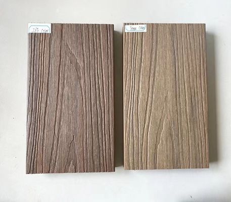 300 X 300MM Yanmaz WPC Ahşap Zemin Kaplaması Ahşap Plastik Kompozit Fayans 23MM